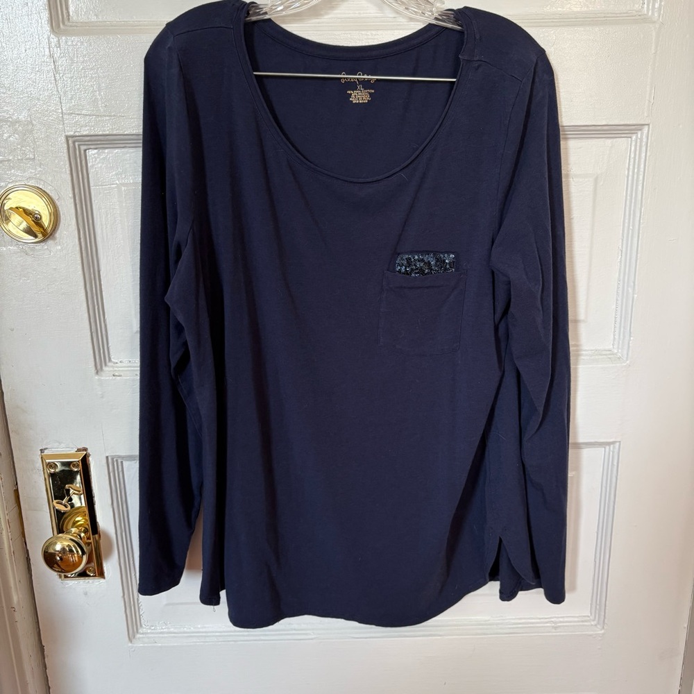 Lilly tee with sequins